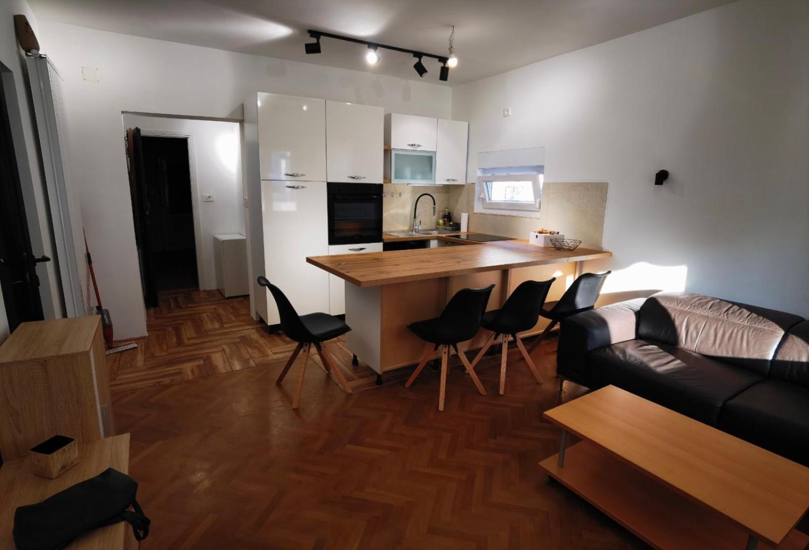 Apartments Dijana Supetarska Draga Buitenkant foto